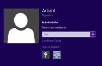 La schermata di accesso di Windows 8 con la possibilità di utilizzo di smart card per l'autenticazione.